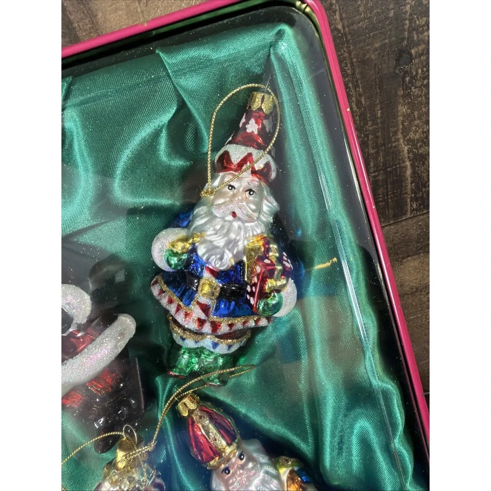 Brass Key Christmas Treasures Santas Around World Hand Blown Ornaments‎ Vtg 2000